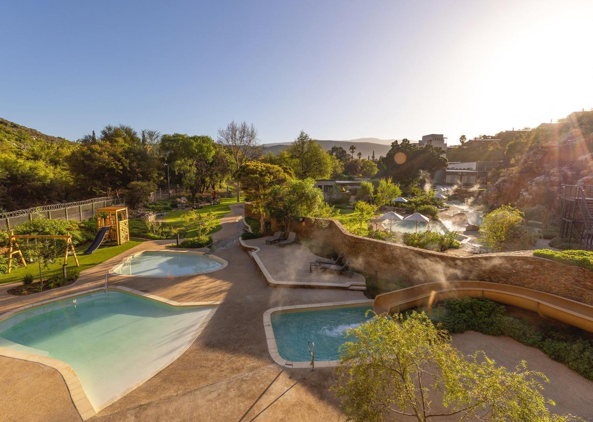 Resort Avalon Springs By Dream
