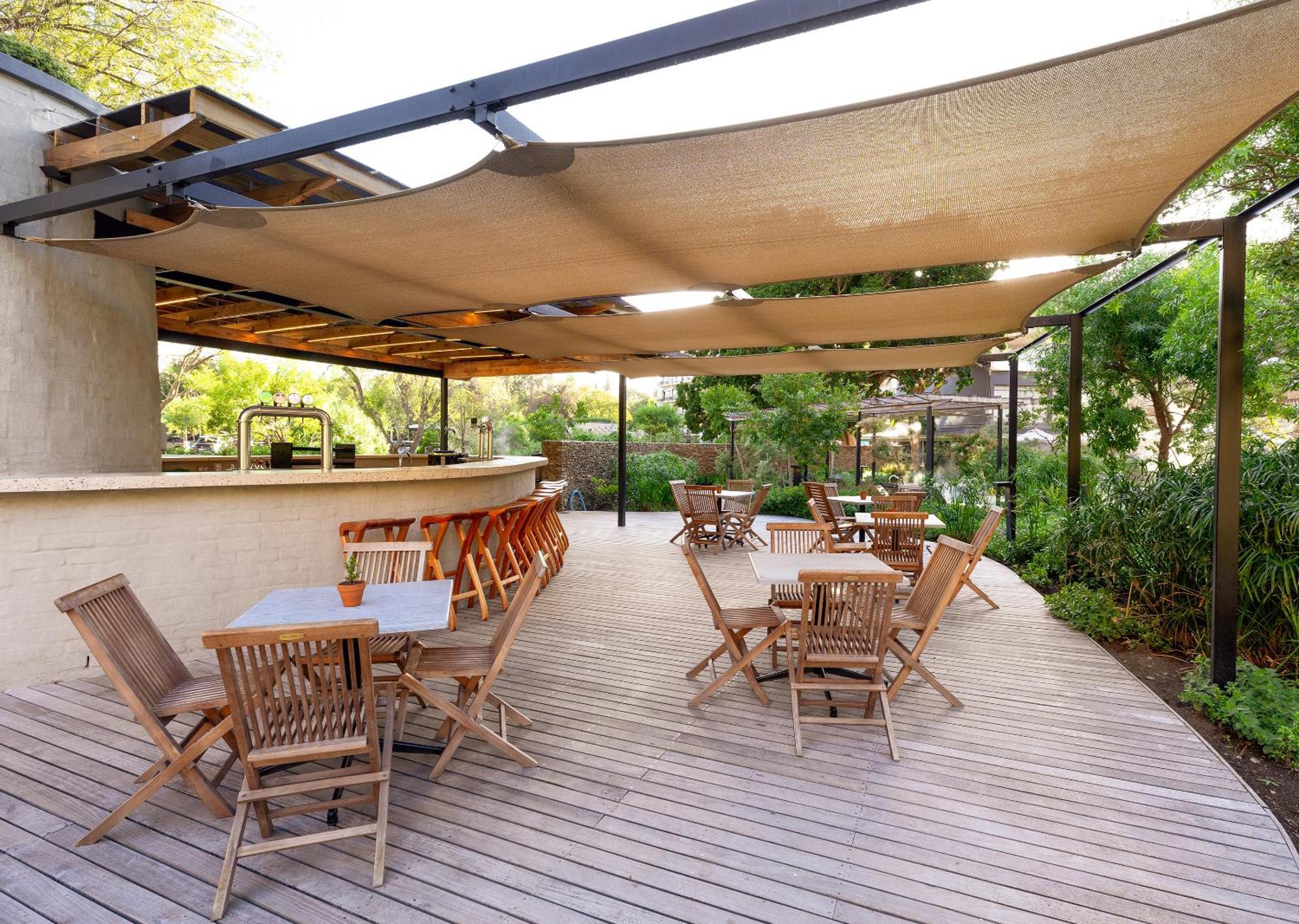 Resort Avalon Springs By Dream